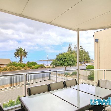 The Block Views Apartments Victor Harbor Exterior photo