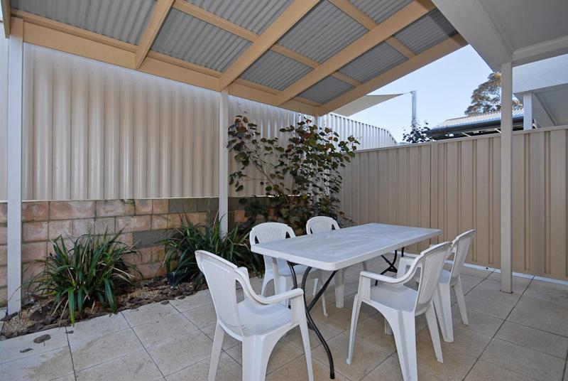 The Block Views Apartments Victor Harbor Exterior photo