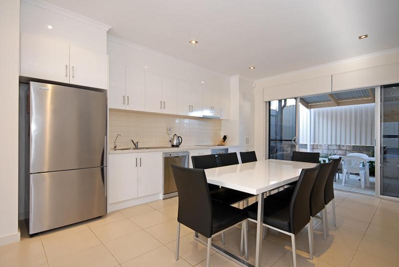 The Block Views Apartments Victor Harbor Exterior photo